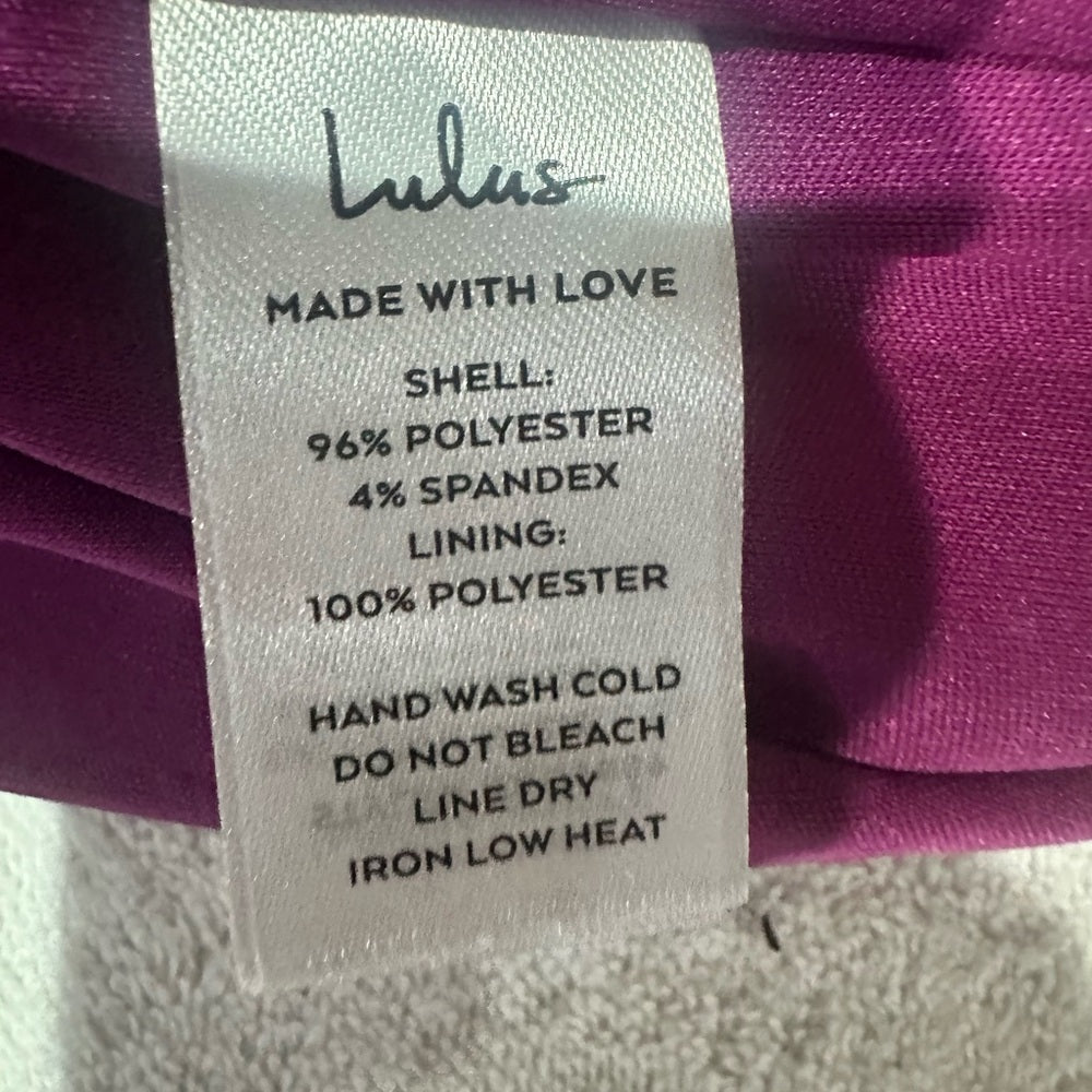 NWT SIZE XS Lulu's Asymmetrical Fuchsia Dress