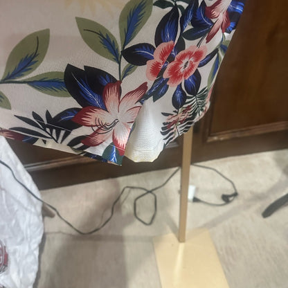 NWT SIZE L Easel Floral Print Romper - White, Red, Blue, Green
