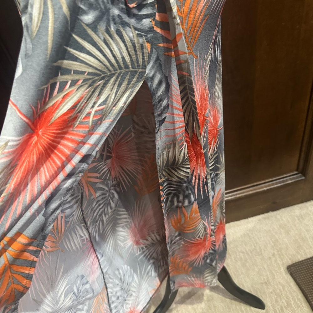 NWT SIZE L Timing Tropical Print Maxi Dress