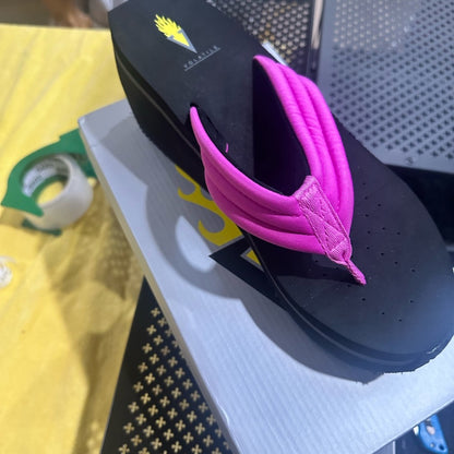 347. NEW SIZE 11 Volatile Pink and Black Platform Sandals