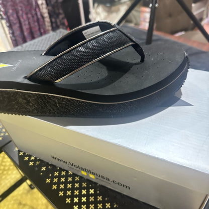 348. NEW SIZE 11 Volatile Women's Sandals in Black and Silver