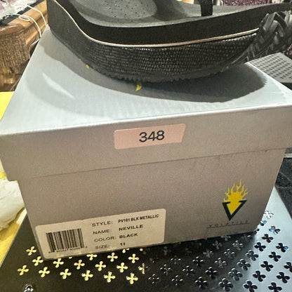 348. NEW SIZE 11 Volatile Women's Sandals in Black and Silver