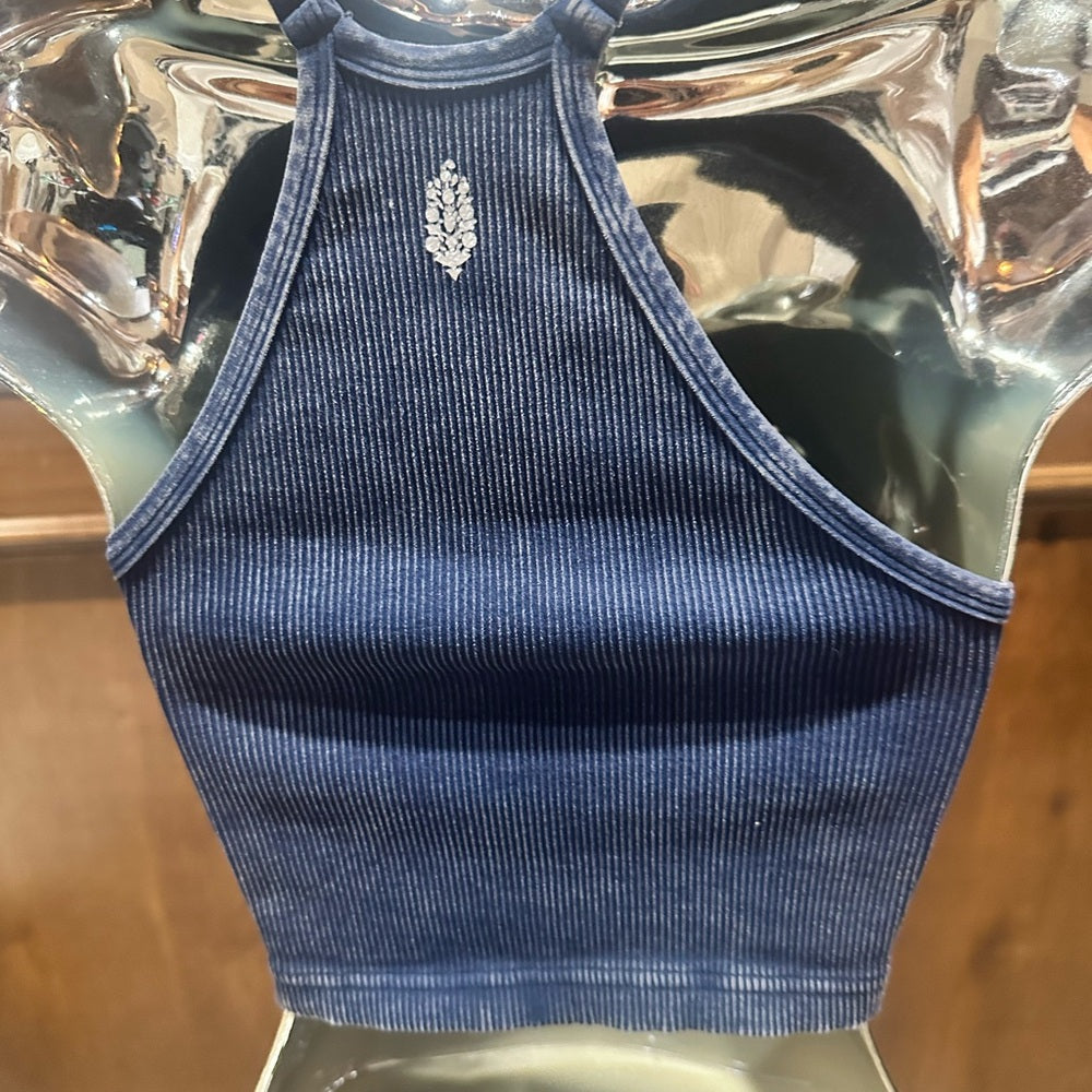 NWOT SIZE M/L Chic Navy Ribbed Crop Top