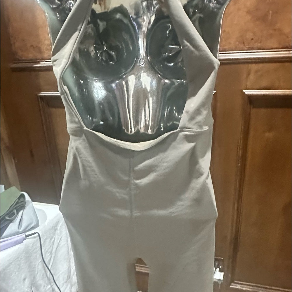 NWOT SIZE M/L Chic Sleeveless Gray Jumpsuit