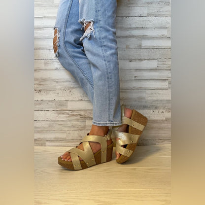 349. NEW SIZE 11 Volatile Metallic Gold Cork Wedge Sandals