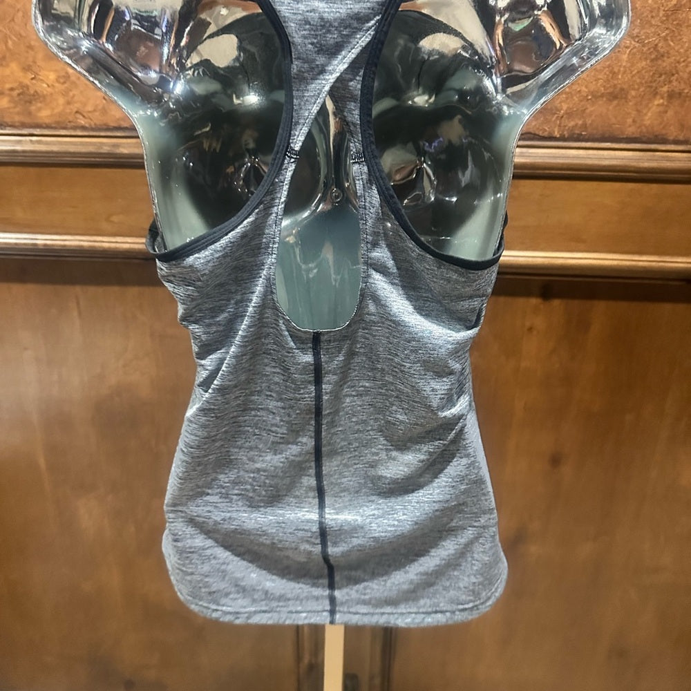 SIZE S adidas Gray Women's Crop Top