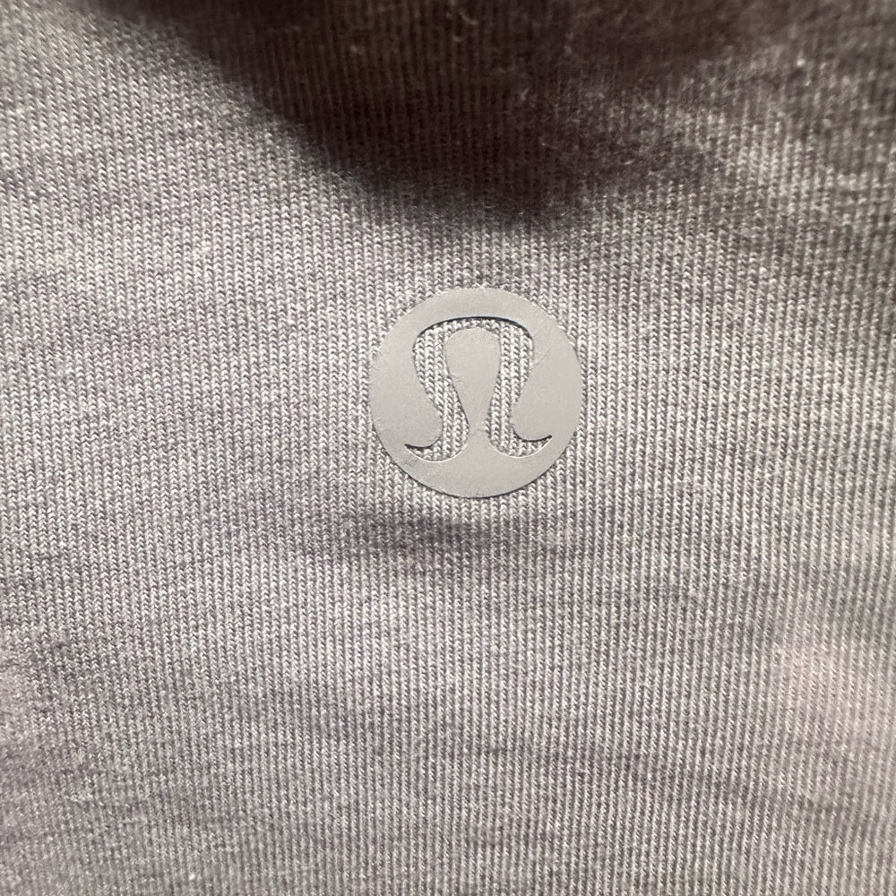 SIZE 4/S/M Lululemon Athletica Lavender Long Sleeve Top