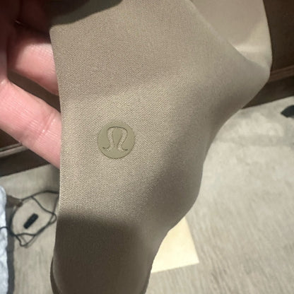 SIZE 2/4 lululemon athletica Beige Mini Skirt