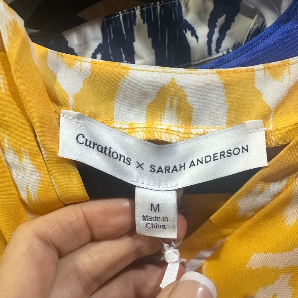 NWT SIZE M Chic Yellow Patterned Long Sleeve Dress