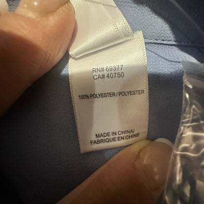 NWT SIZE L Chic Blue Button-Up Blouse