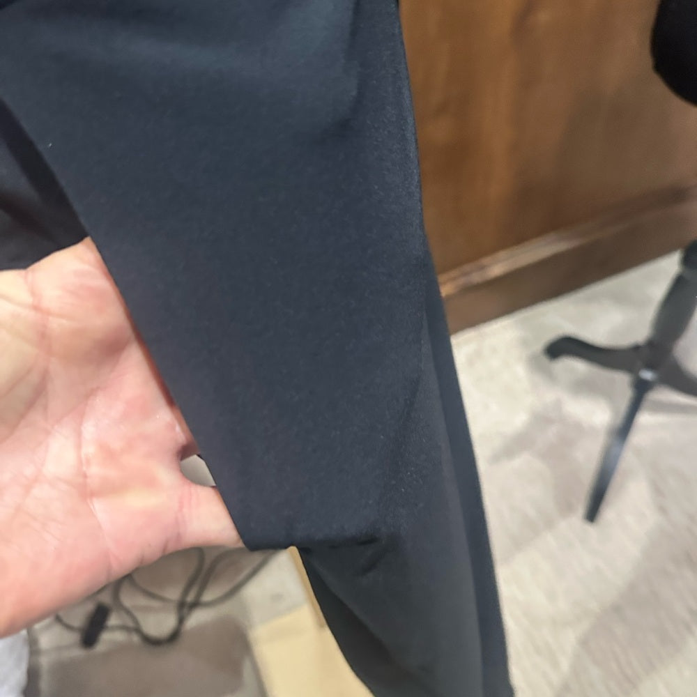 SIZE 6/M Athleta Midnight Blue Straight Leg Women's Pants