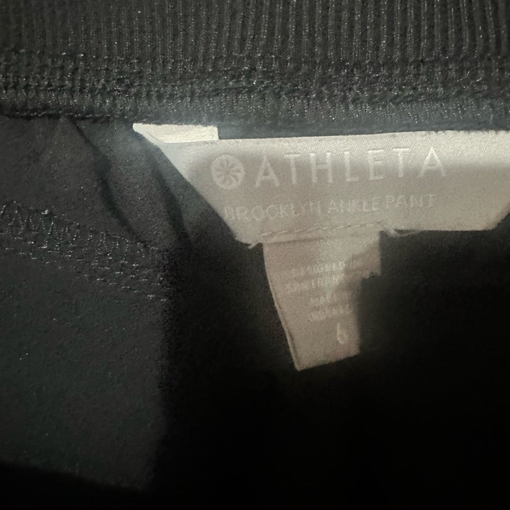 SIZE 6/M Athleta Midnight Blue Straight Leg Women's Pants