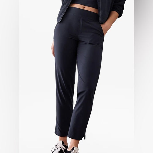 SIZE 6/M Athleta Midnight Blue Straight Leg Women's Pants