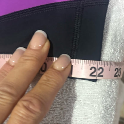 SIZE 6 Lululemon Athletica Black and Pink Leggings