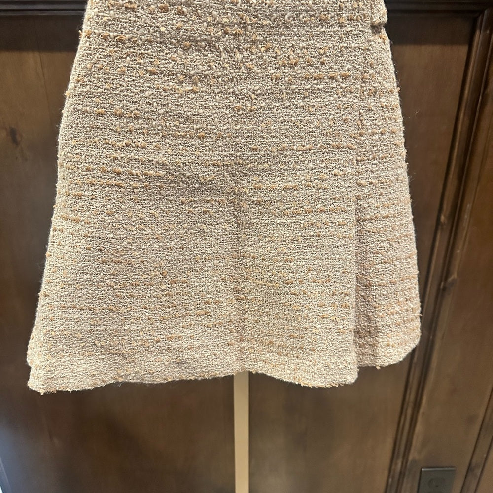 NWOT SIZE XL Astr Beige Textured Mini Skirt