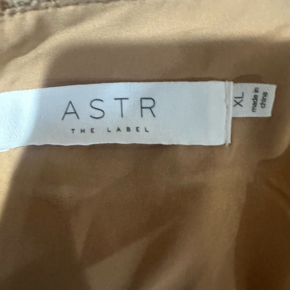 NWOT SIZE XL Astr Beige Textured Mini Skirt
