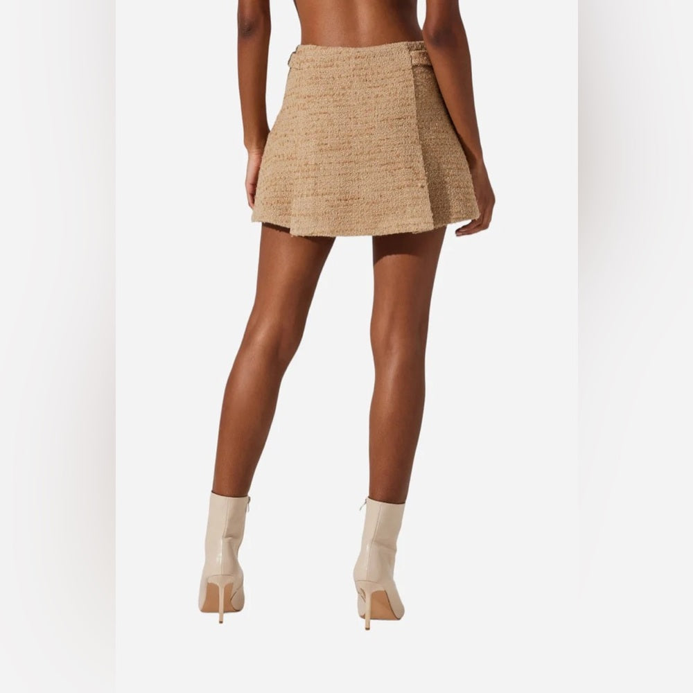 NWOT SIZE XL Astr Beige Textured Mini Skirt