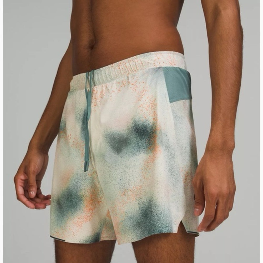 NWOT SIZE L lululemon athletica Multicolor Board Shorts