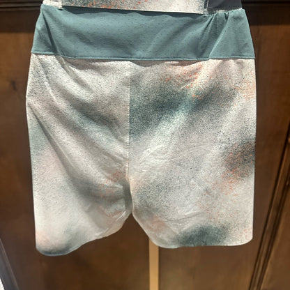 NWOT SIZE L lululemon athletica Multicolor Board Shorts