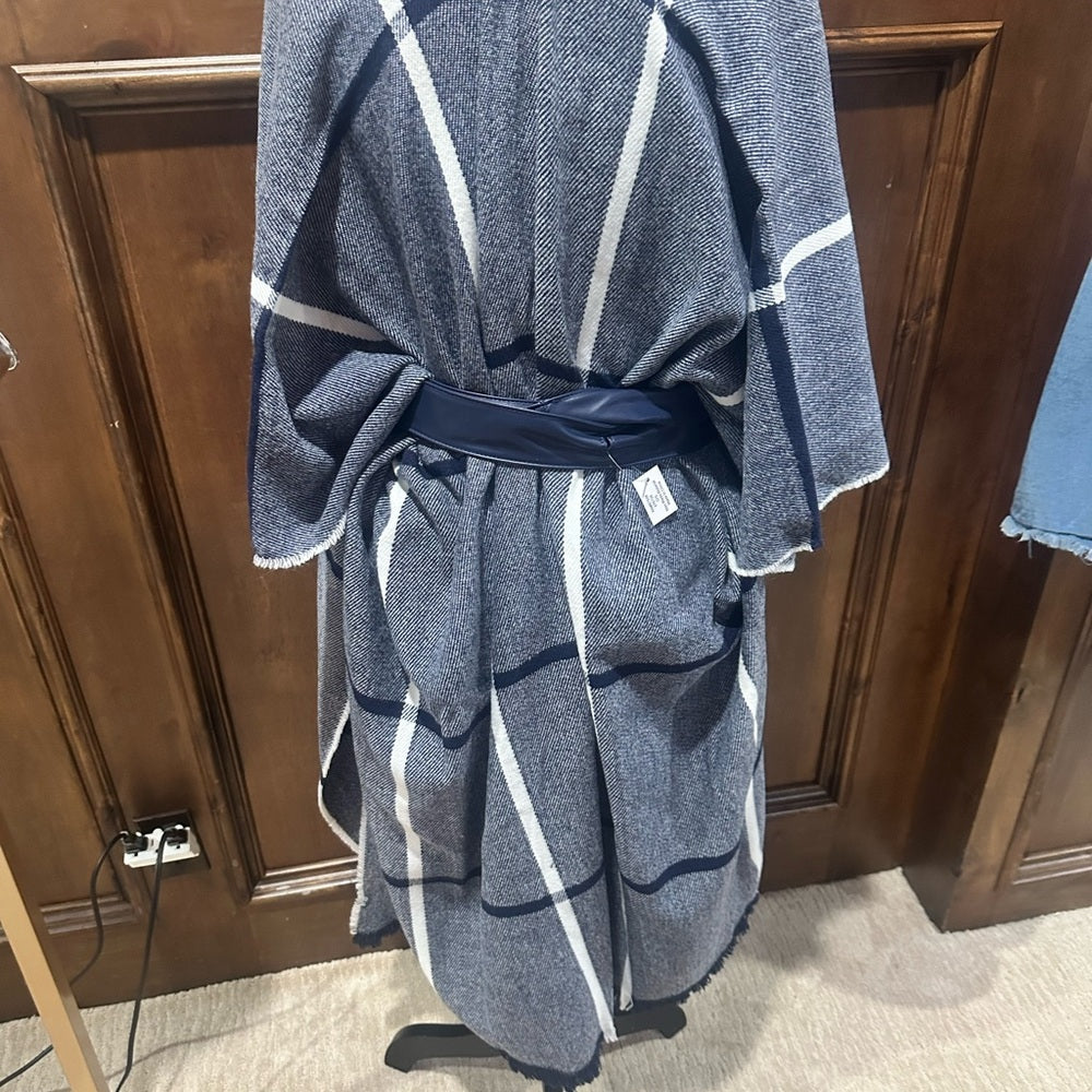 NWT SIZE OS Vince Camuto Navy Checkered Women's Cape
