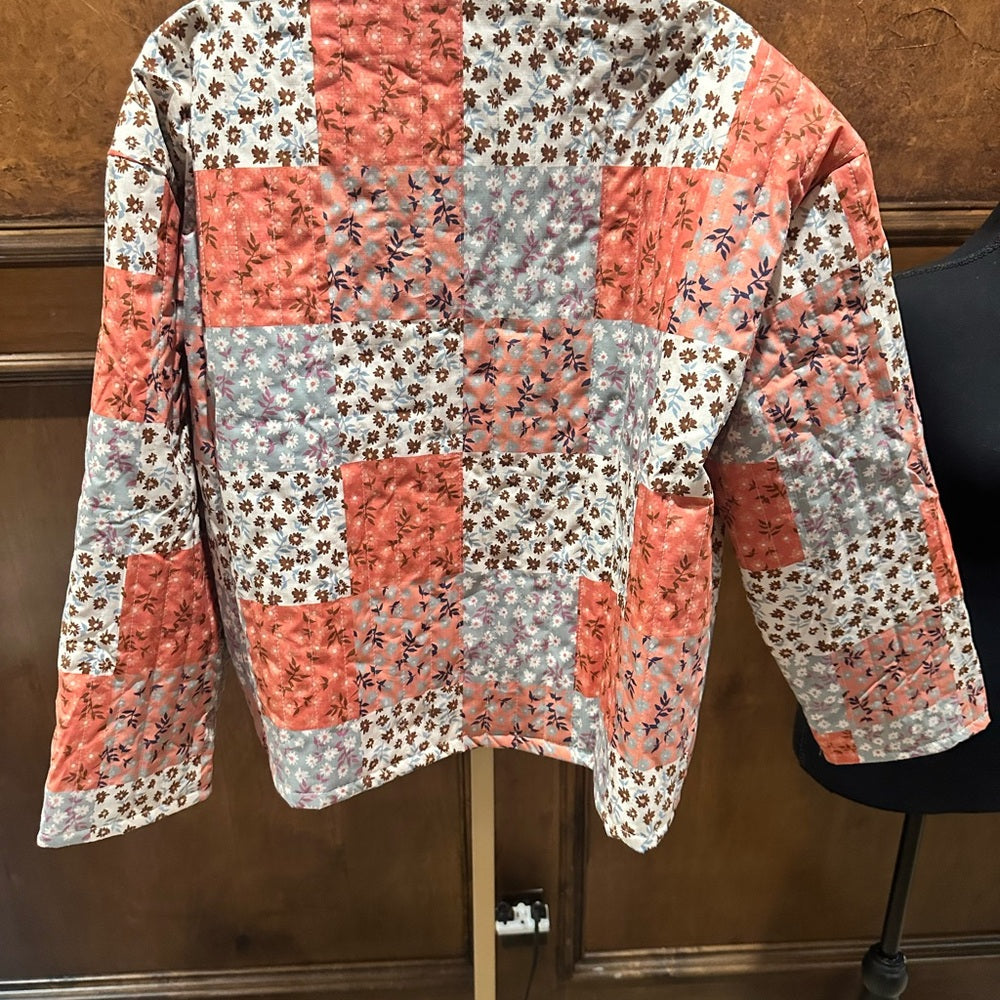 NWT SIZE S Sadie & Sage Coral and Cream Utility Jacket