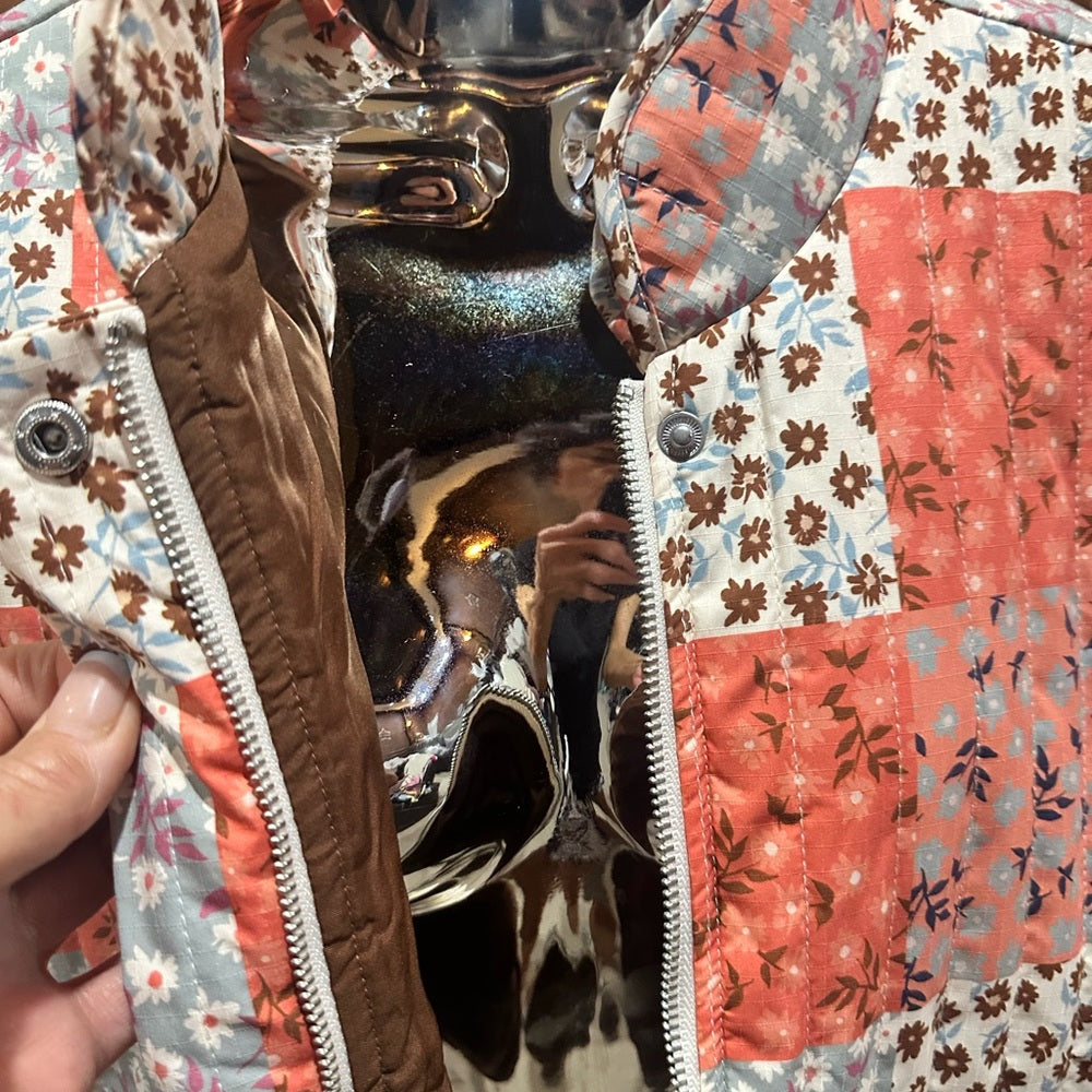 NWT SIZE S Sadie & Sage Coral and Cream Utility Jacket