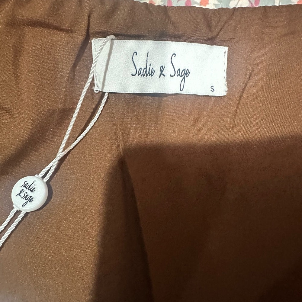 NWT SIZE S Sadie & Sage Coral and Cream Utility Jacket