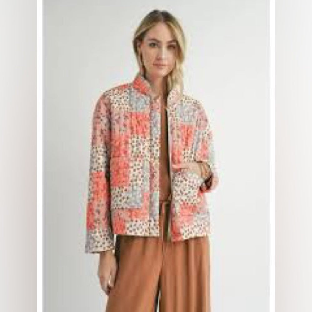 NWT SIZE S Sadie & Sage Coral and Cream Utility Jacket