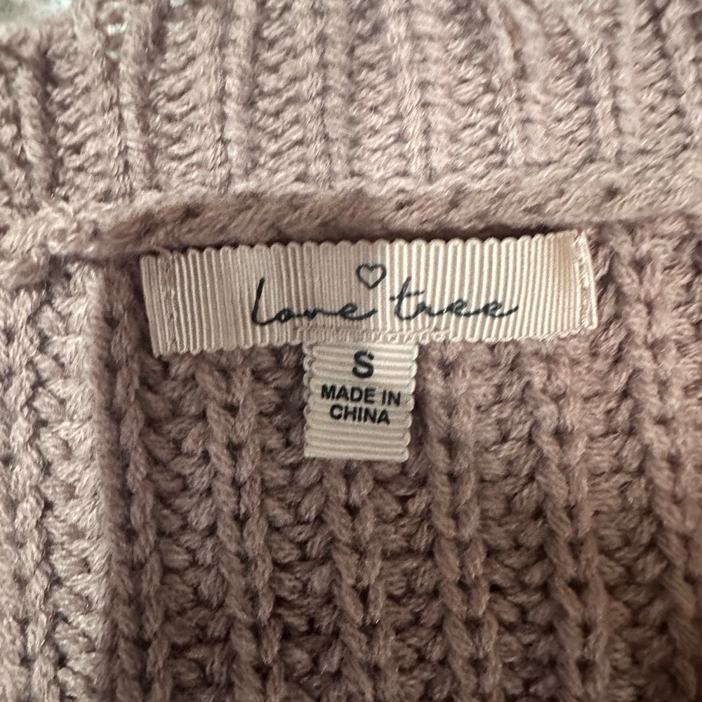 NWOT SIZE S Love Tree Women's Mauve V-Neck Sweater