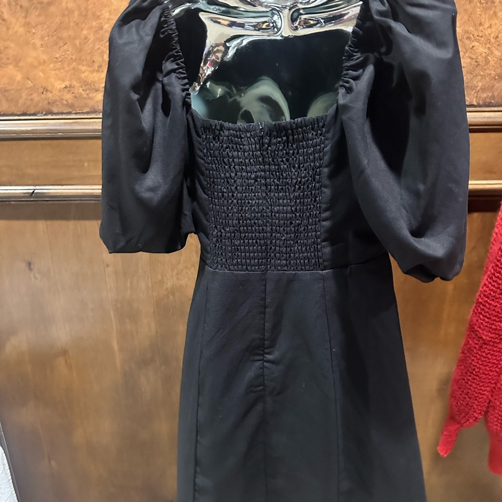 NWT SIZE M Rachel Parcell Elegant Black Puff Sleeve Mini Dress