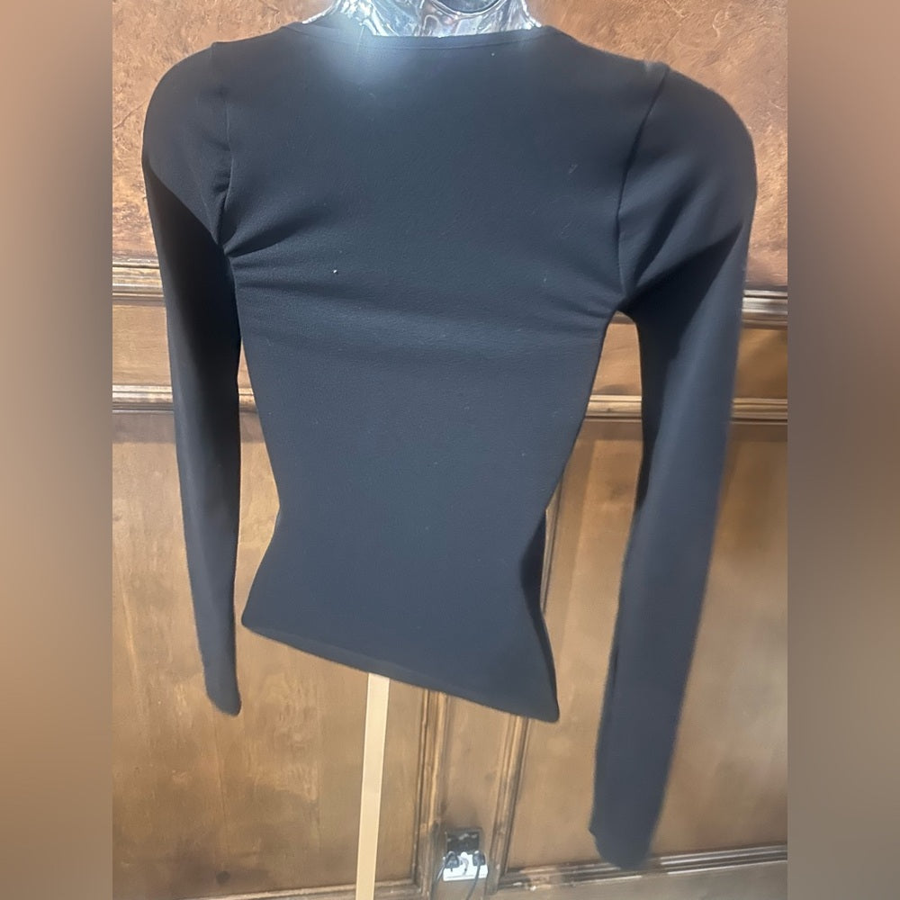 NWOT SIZE XS/S Free People movement Elegant Black Long Sleeve Women's Top