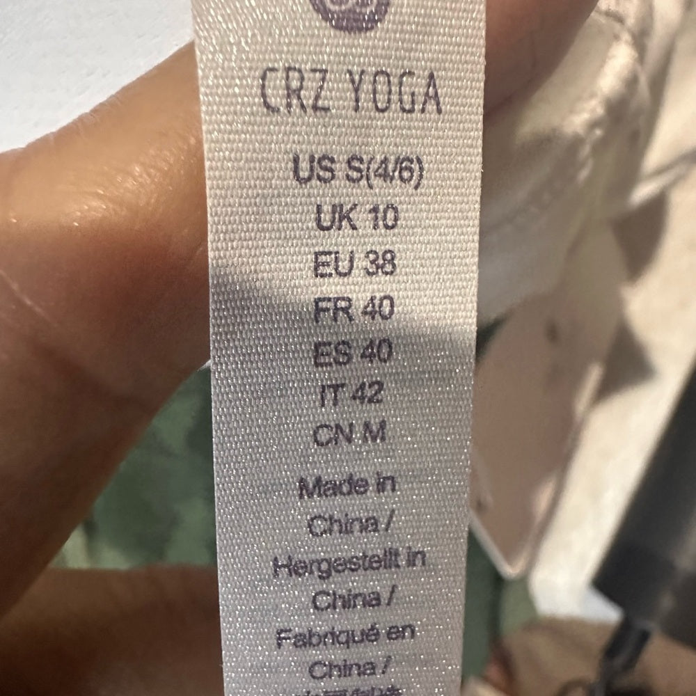 NWT SIZE XL CRZ YOGA White Sports Bra