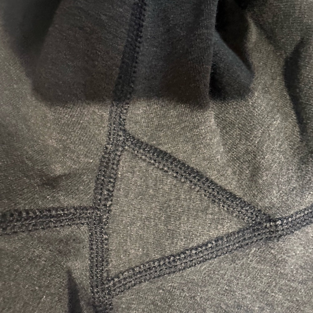 SIZE 2/4 Lululemon athletica Charcoal Leggings