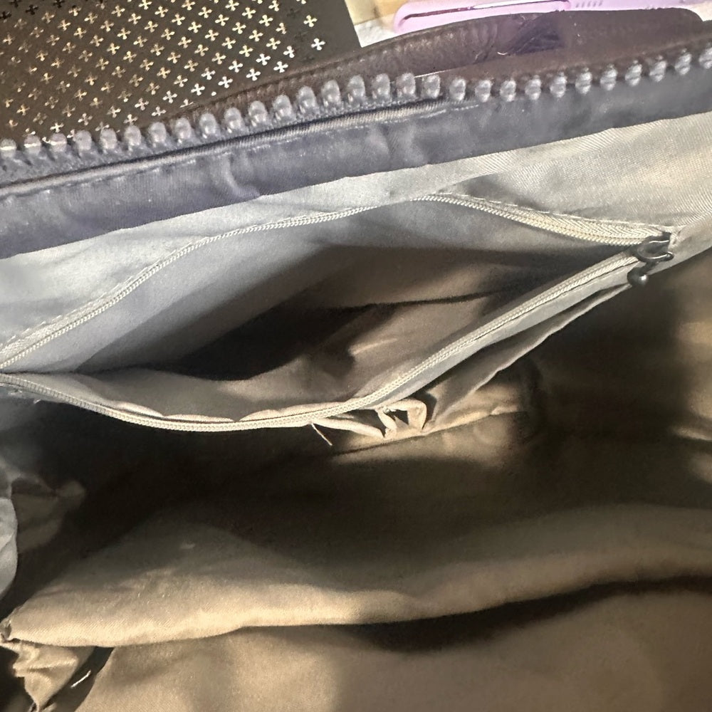 NWOT SIZE OS Baggallini Graphite Men's Backpack