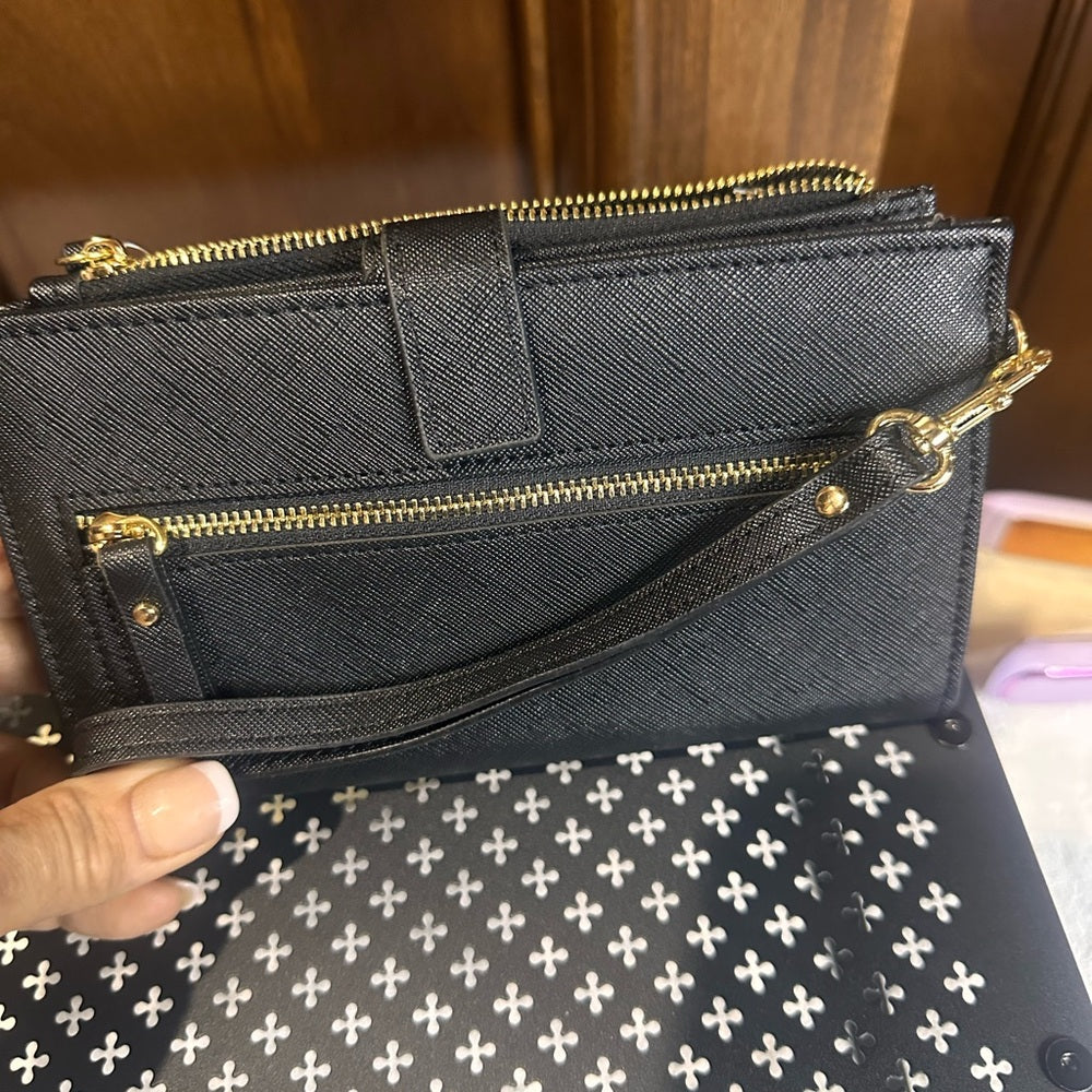 NWT SIZE OS Anne Klein Navy Wallet with Gold Accents