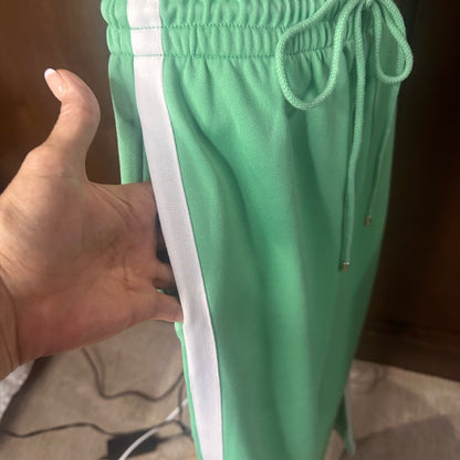NWT SIZE 10-12/40  Pastel Green Joggers