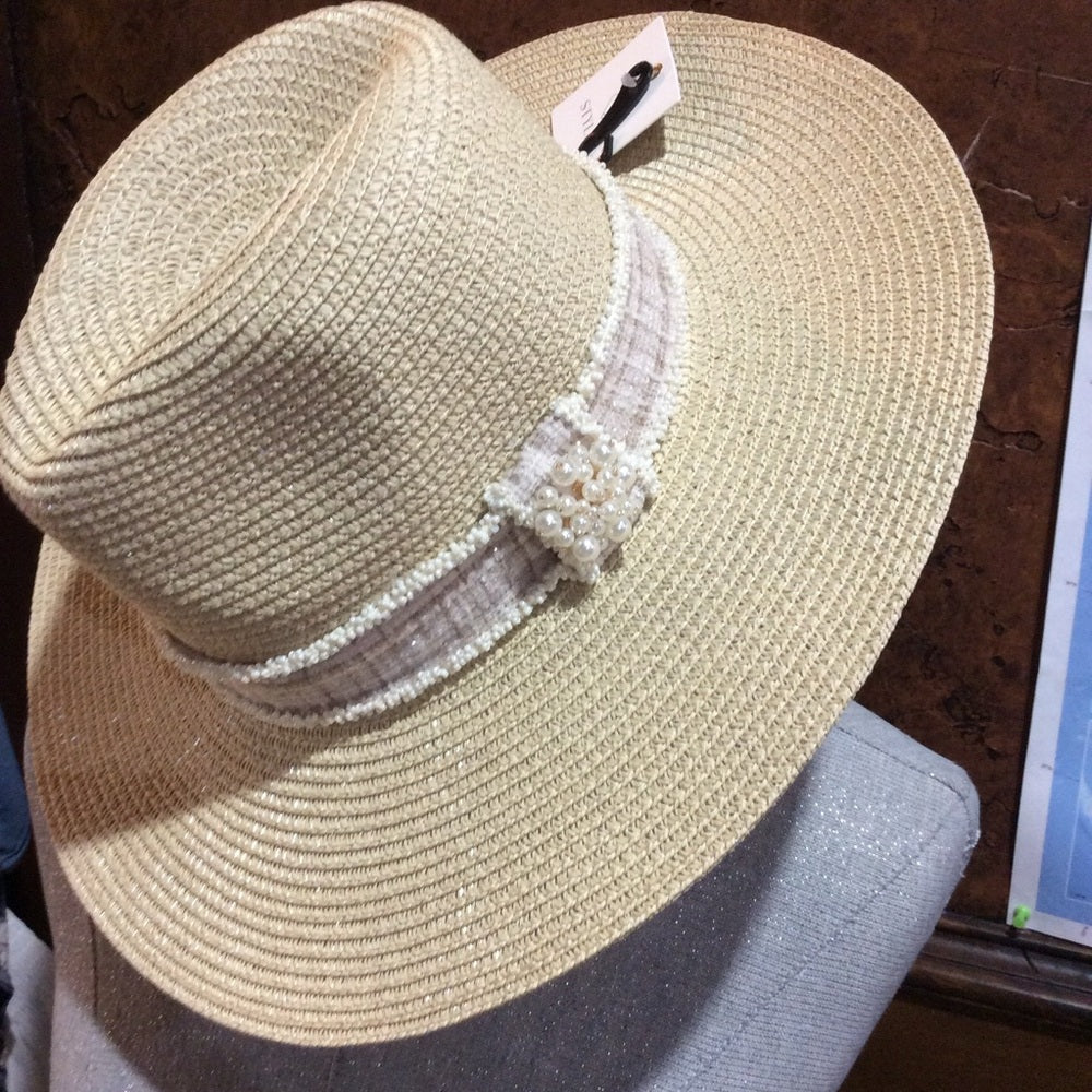 NWT SIZE OS Elegant Beige Sun Hat with Pearl Accent
