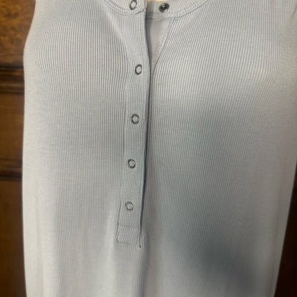 NWOT SIZE XS/S Nike dri fit Heather Gray Buttoned Tank Top
