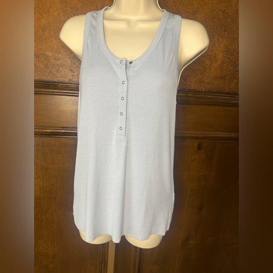 NWOT SIZE XS/S Nike dri fit Heather Gray Buttoned Tank Top