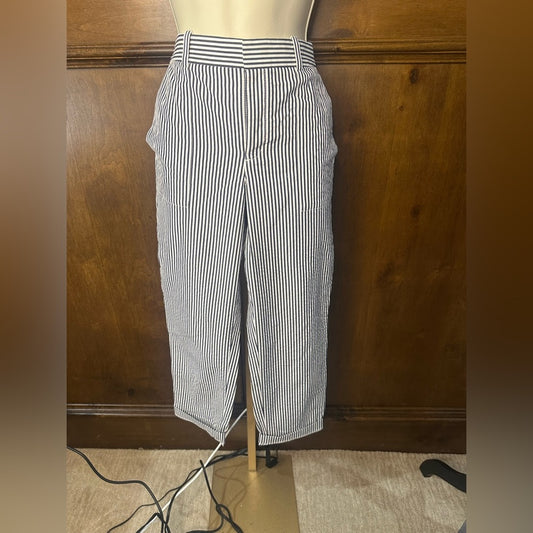 NWT SIZE 4 J. Crew Black and White Striped Capris