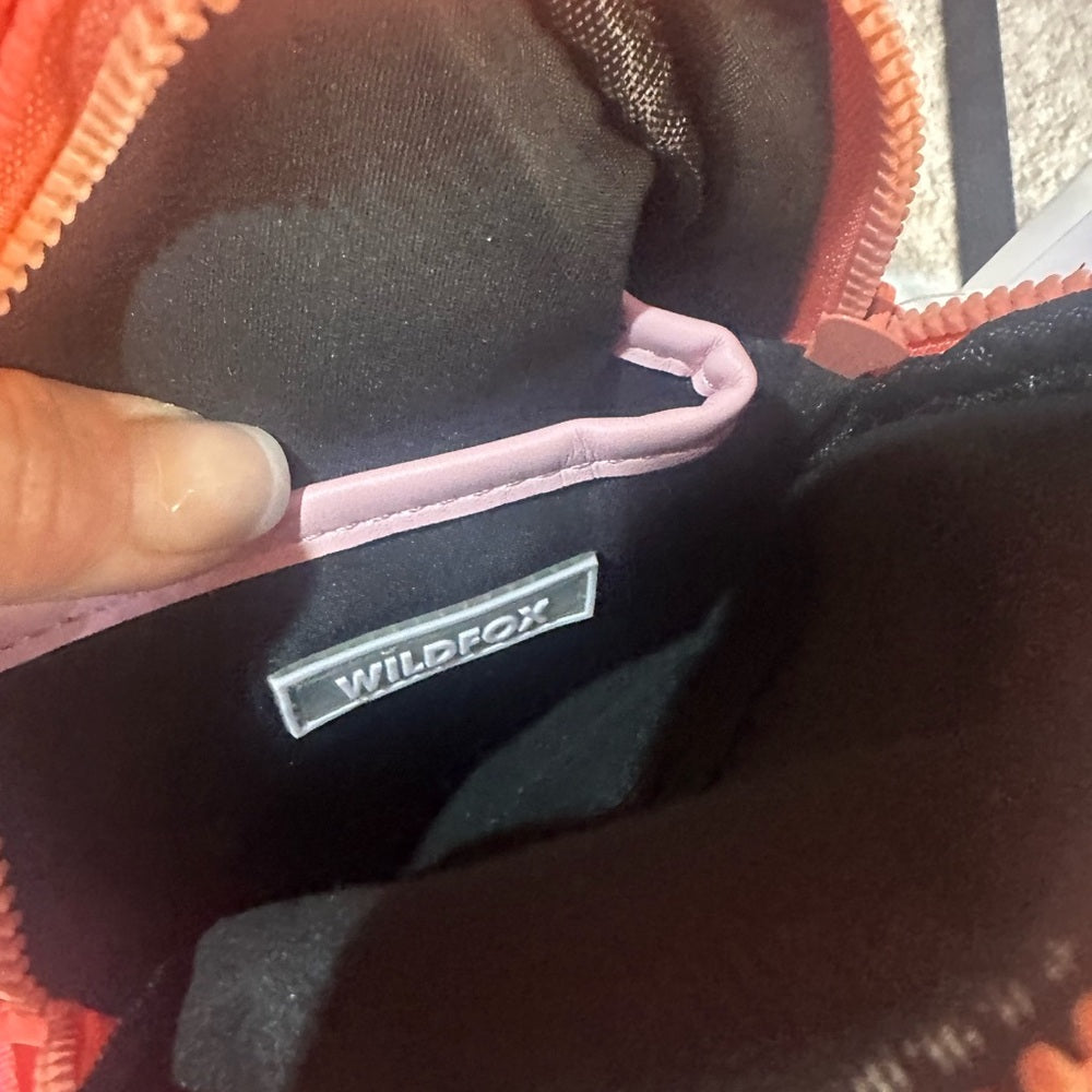 NWT SIZE OS Wildfox Coral Crossbody Bag