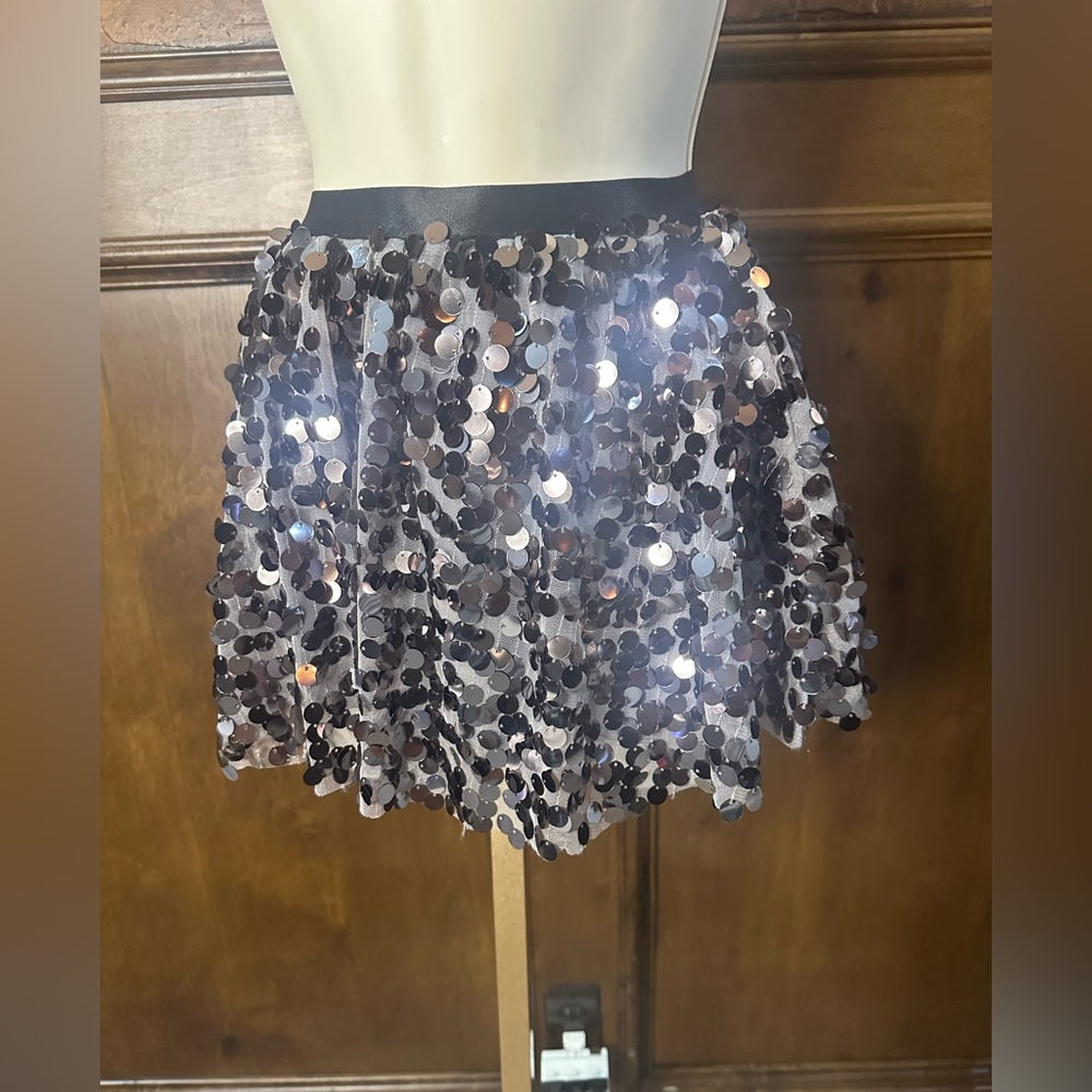NWT SIZE 4 Rachel Parcell Sparkling Black and Silver Mini Skirt
