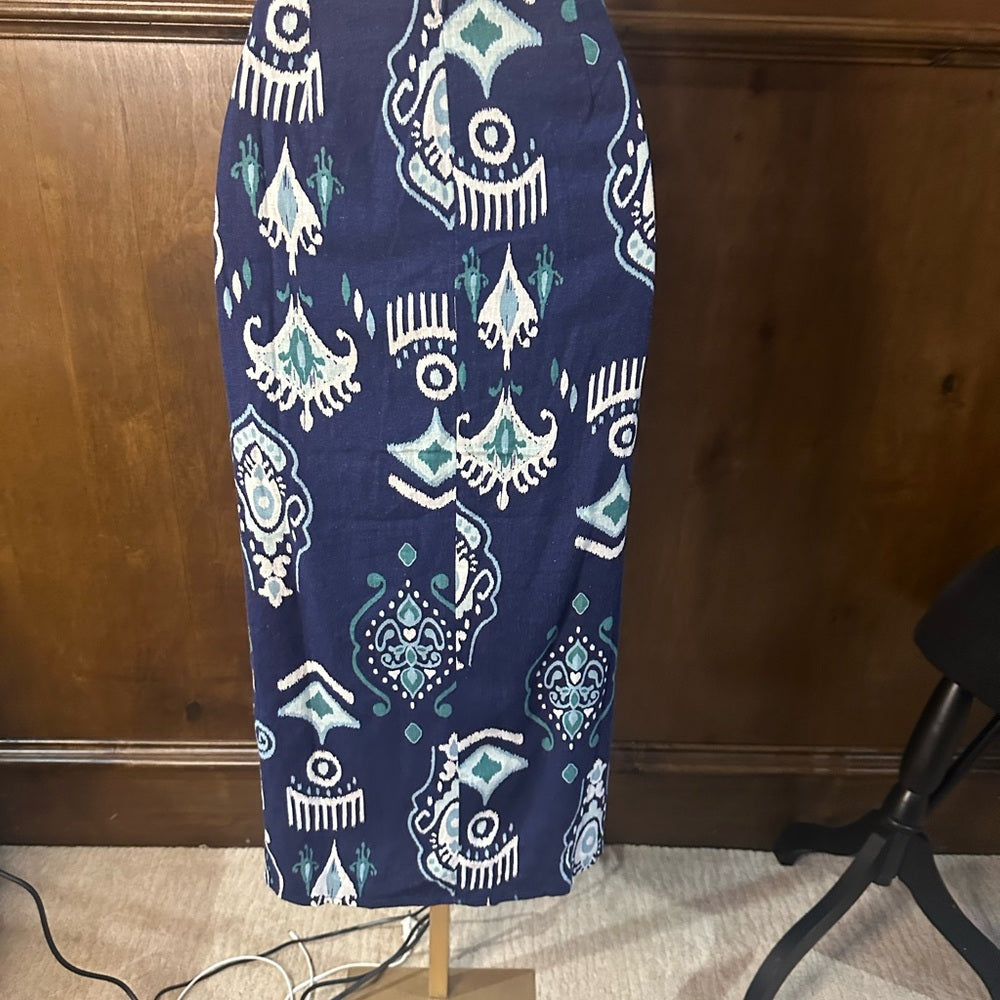 NWOT SIZE 4 G by Giuliana Navy and White Midi Skirt