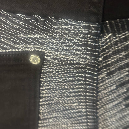 NWT SIZE 32 Stylish Black Distressed Jean Shorts for Men