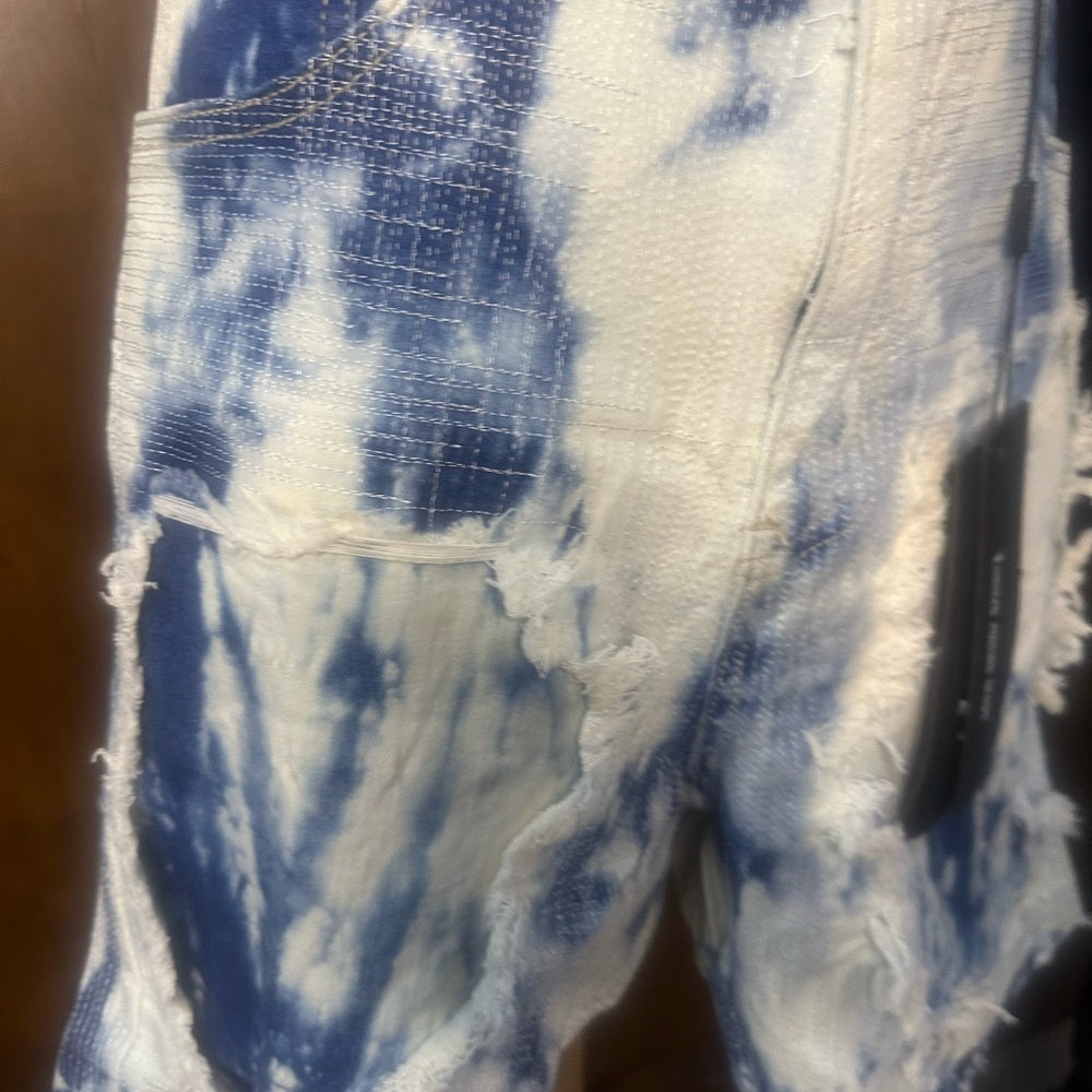 NWT SIZE 32 Stylish Blue Tie-Dye Jean Shorts for Men