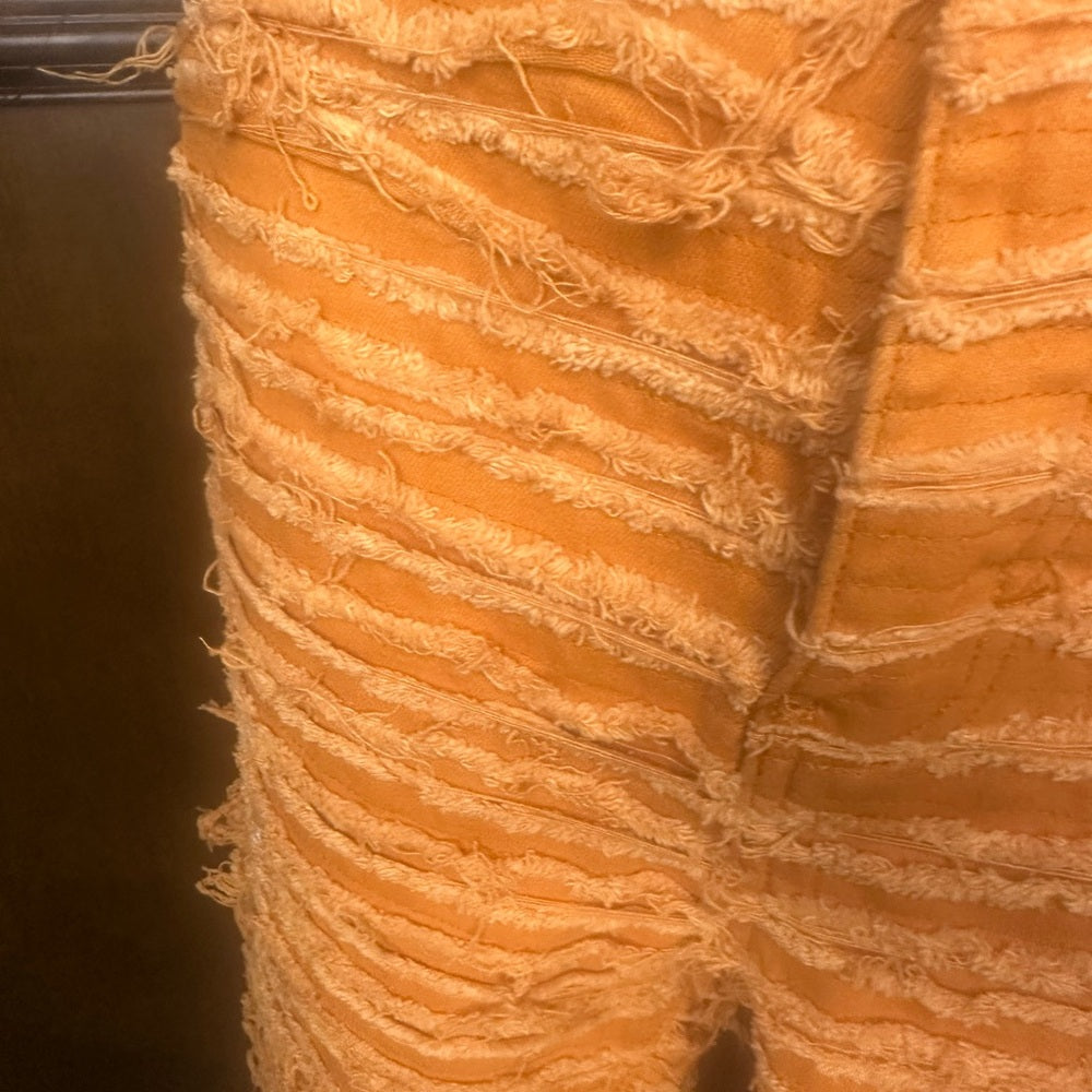 NWT SIZE 36 Men's Distressed Khaki Chinos