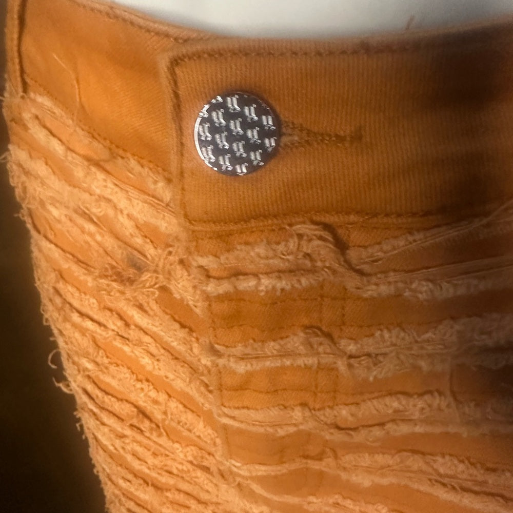 NWT SIZE 36 Men's Distressed Khaki Chinos