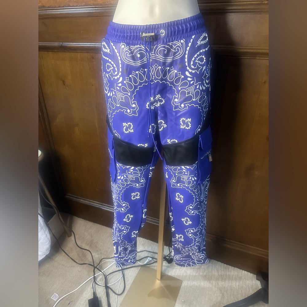 NWT SIZE 32 Men's Blue Paisley Joggers