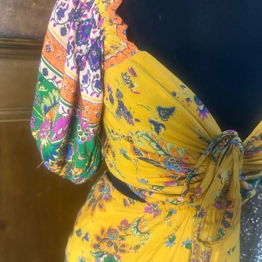 NWOT SIZE M We The Free Yellow Floral Maxi Dress