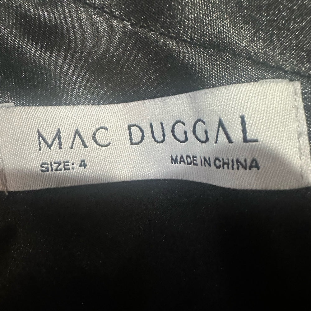NWT SIZE 4 Mac Duggal Glittering One Shoulder Silver Dress